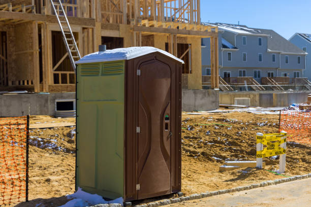 Best Luxury portable toilet rental  in Strasburg, OH